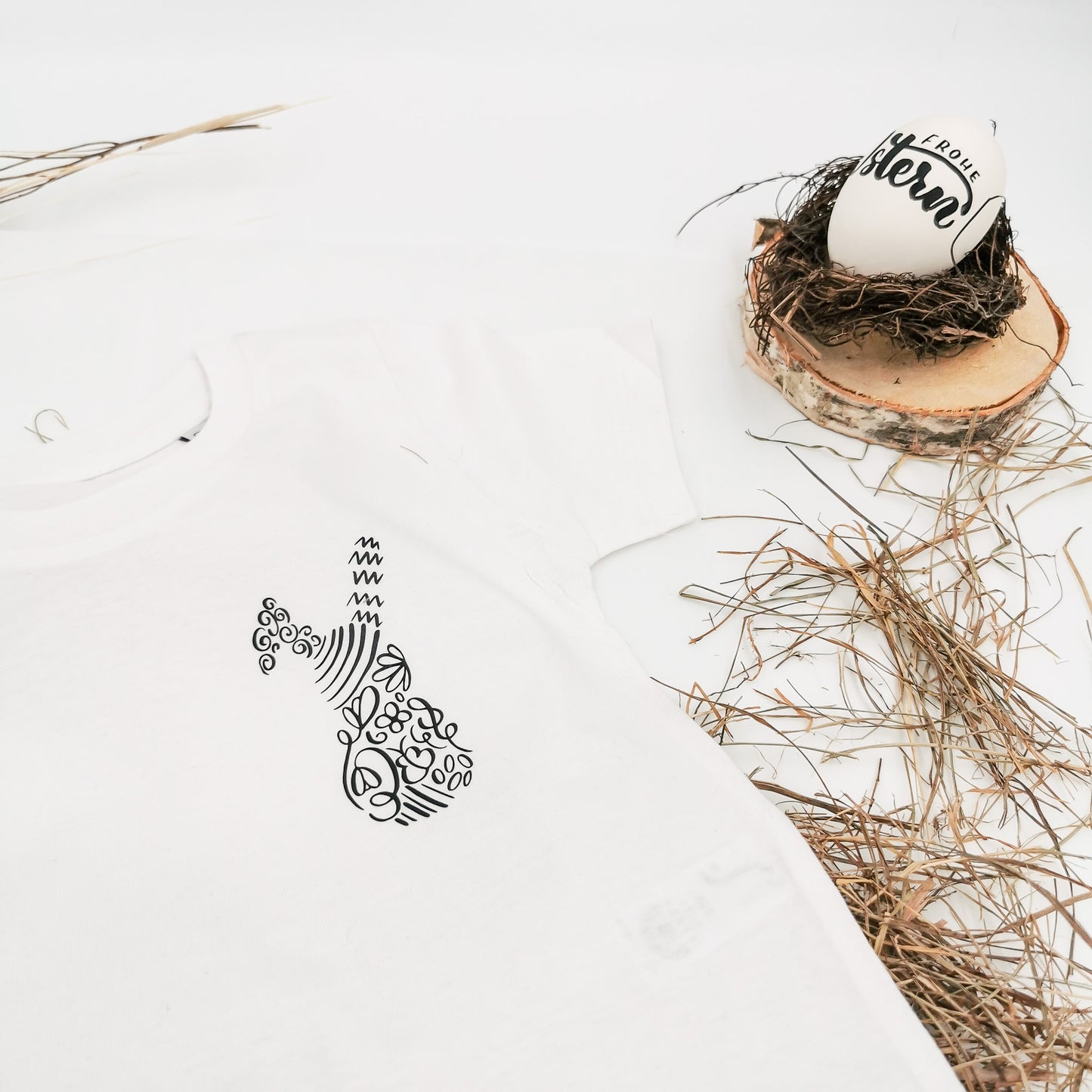 T-Shirt Hase personalisiert nach Wunsch für Ostern