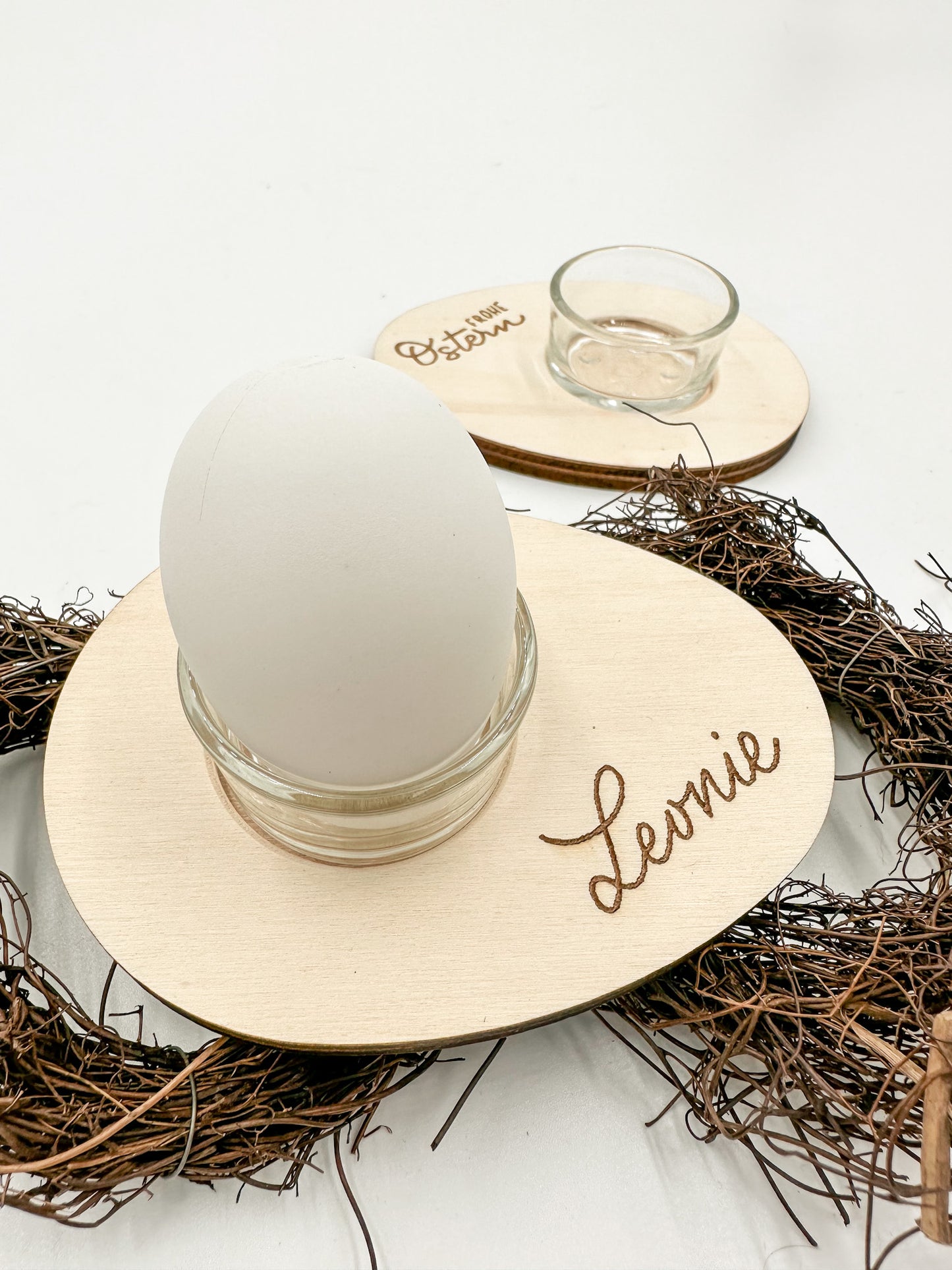 Eierbecher „Ei“ aus Holz mit Namen personalisierbar – Ostergeschenk